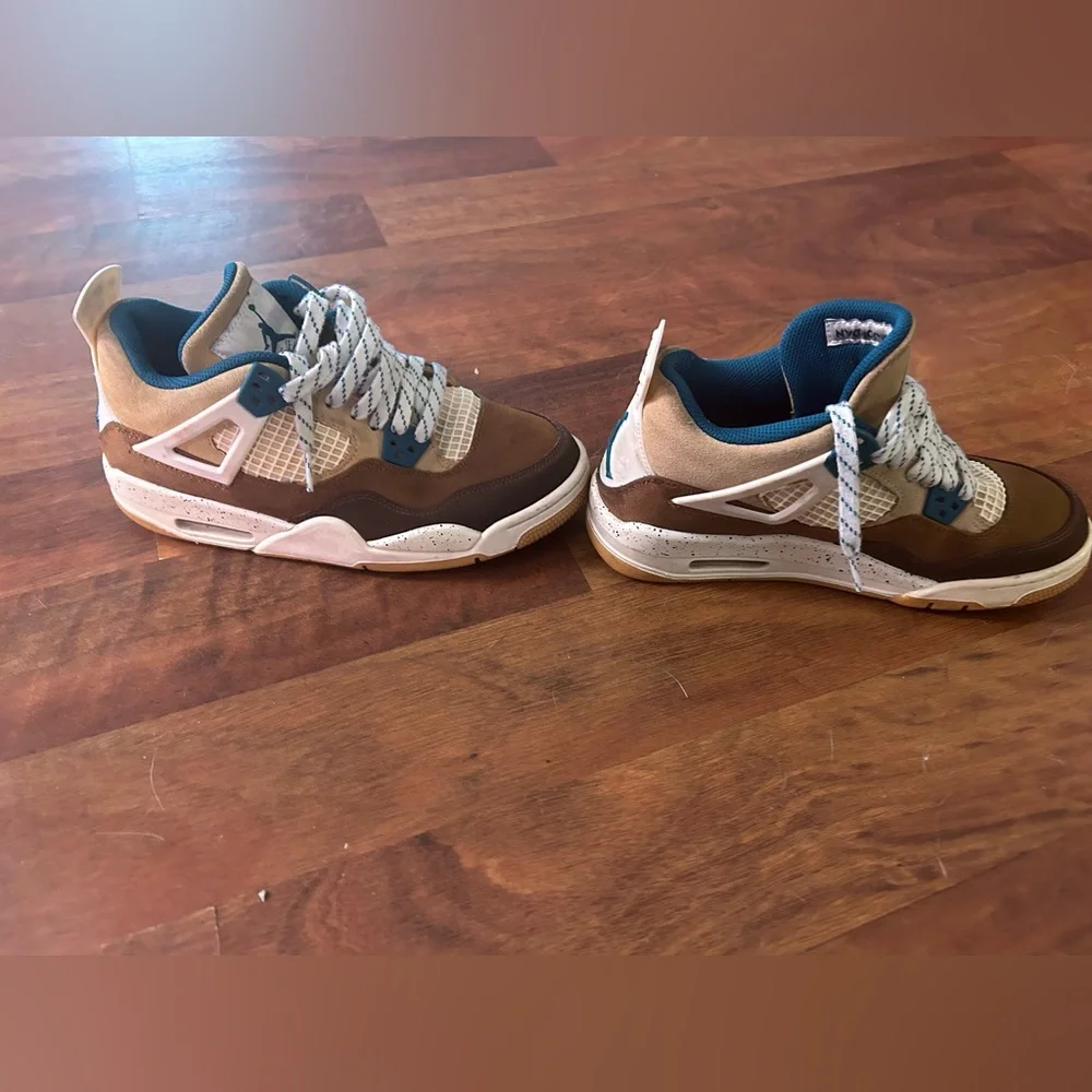 Nike Jordan Kids' Brown and Teal Retro Sneakers